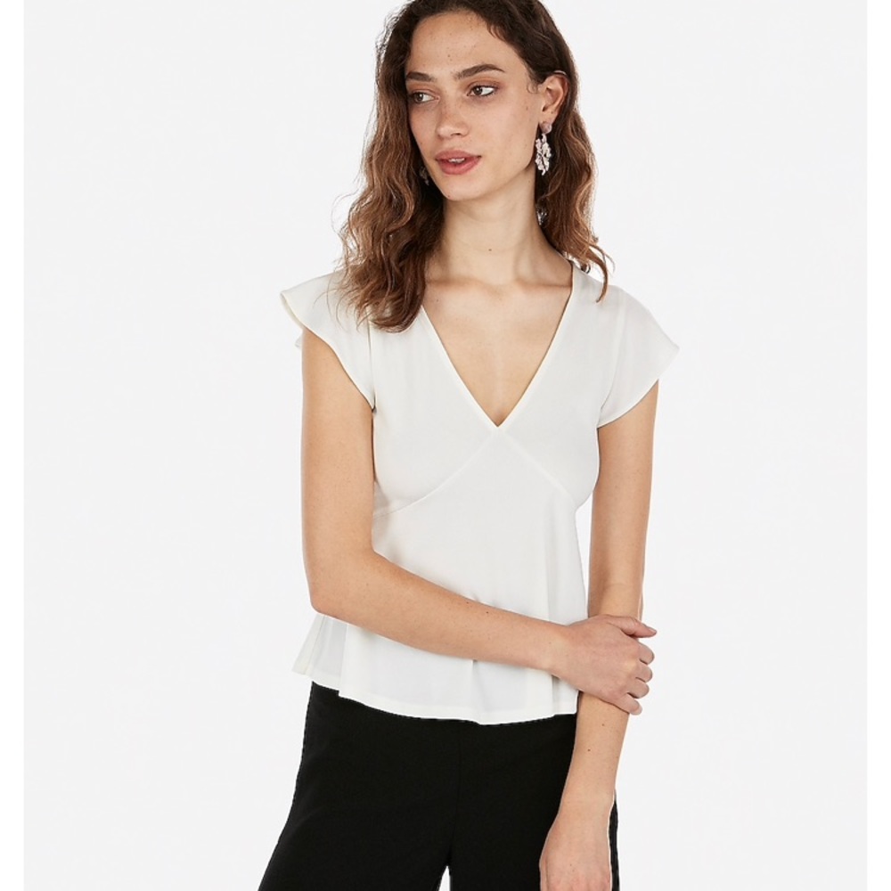 Express flutter sleeve top